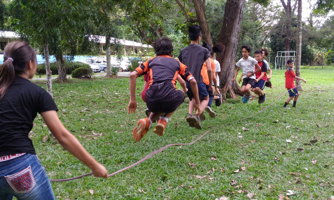 Giant Skipping Activity